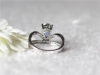 Nhẫn đá Topaz trắng thiên nhiên - MS: TORW008 - anh 1 Nhẫn đá Topaz trắng thiên nhiên - MS: TORW008 - anh 1